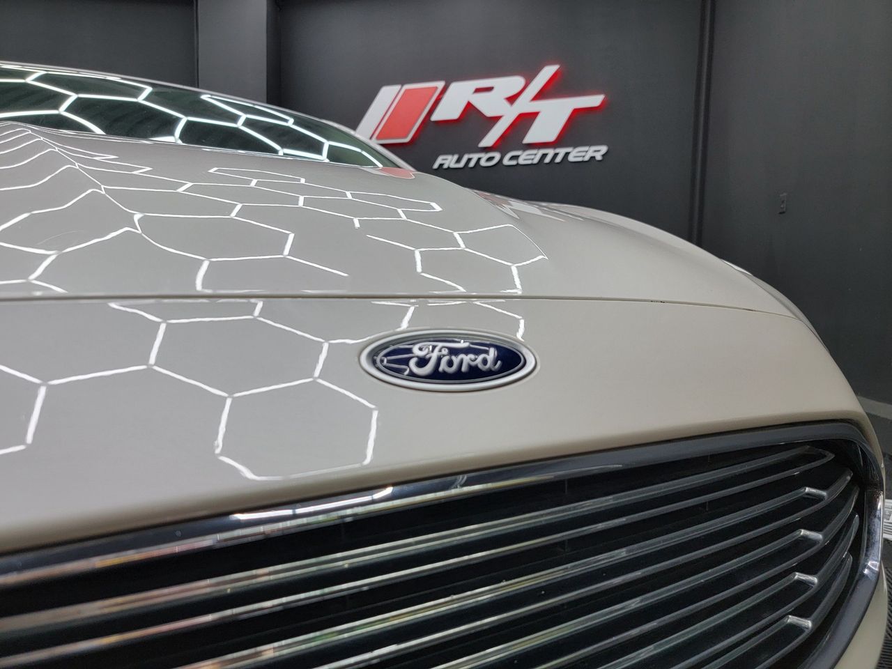 2018 Ford Fusion Titanium - Photo 16