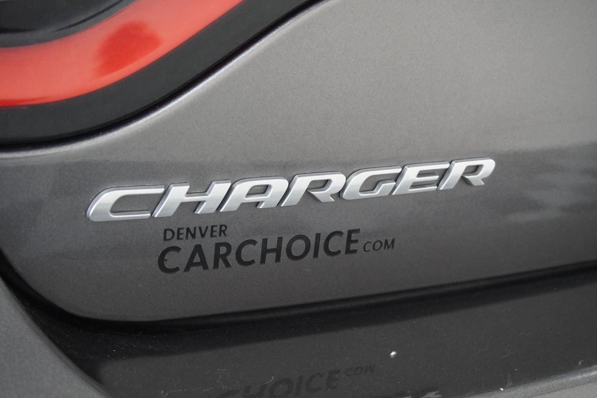 2020 Dodge Charger SXT RWD