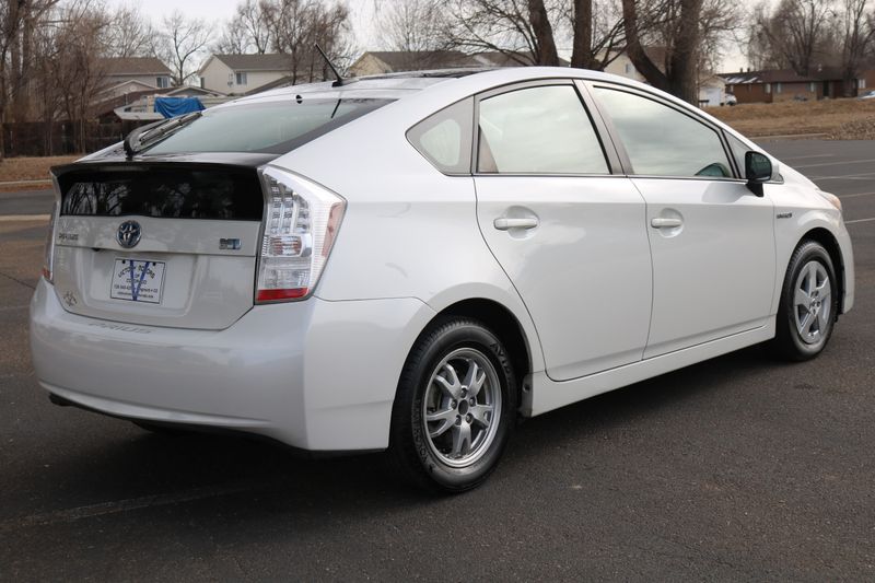 2010 Toyota Prius Photos