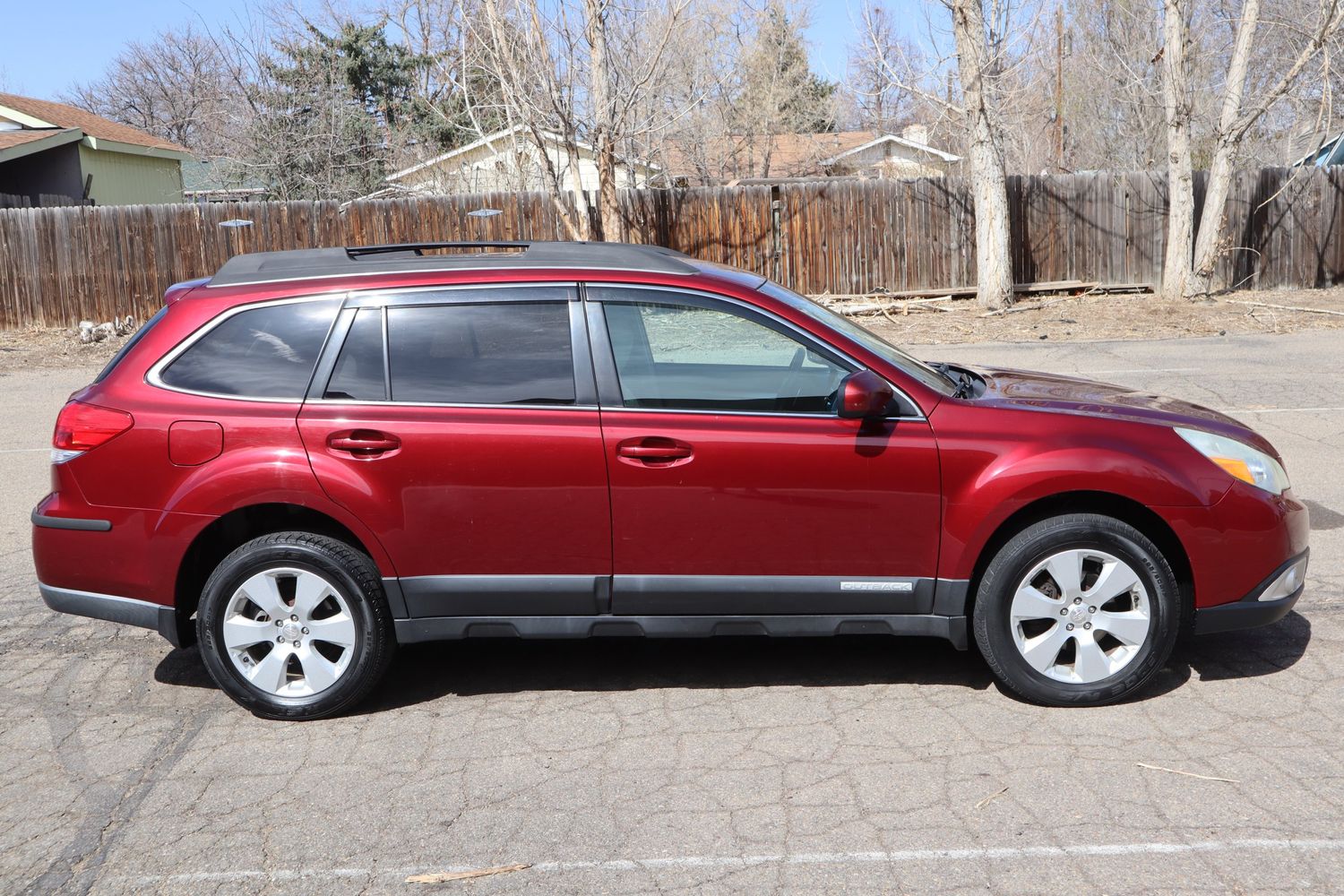 2011 Subaru Outback 2.5i Premium Victory Motors of Colorado