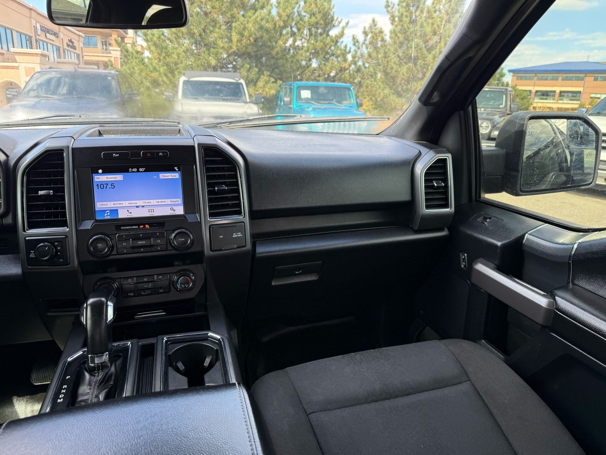 2019 Ford F-150 XLT photo 21