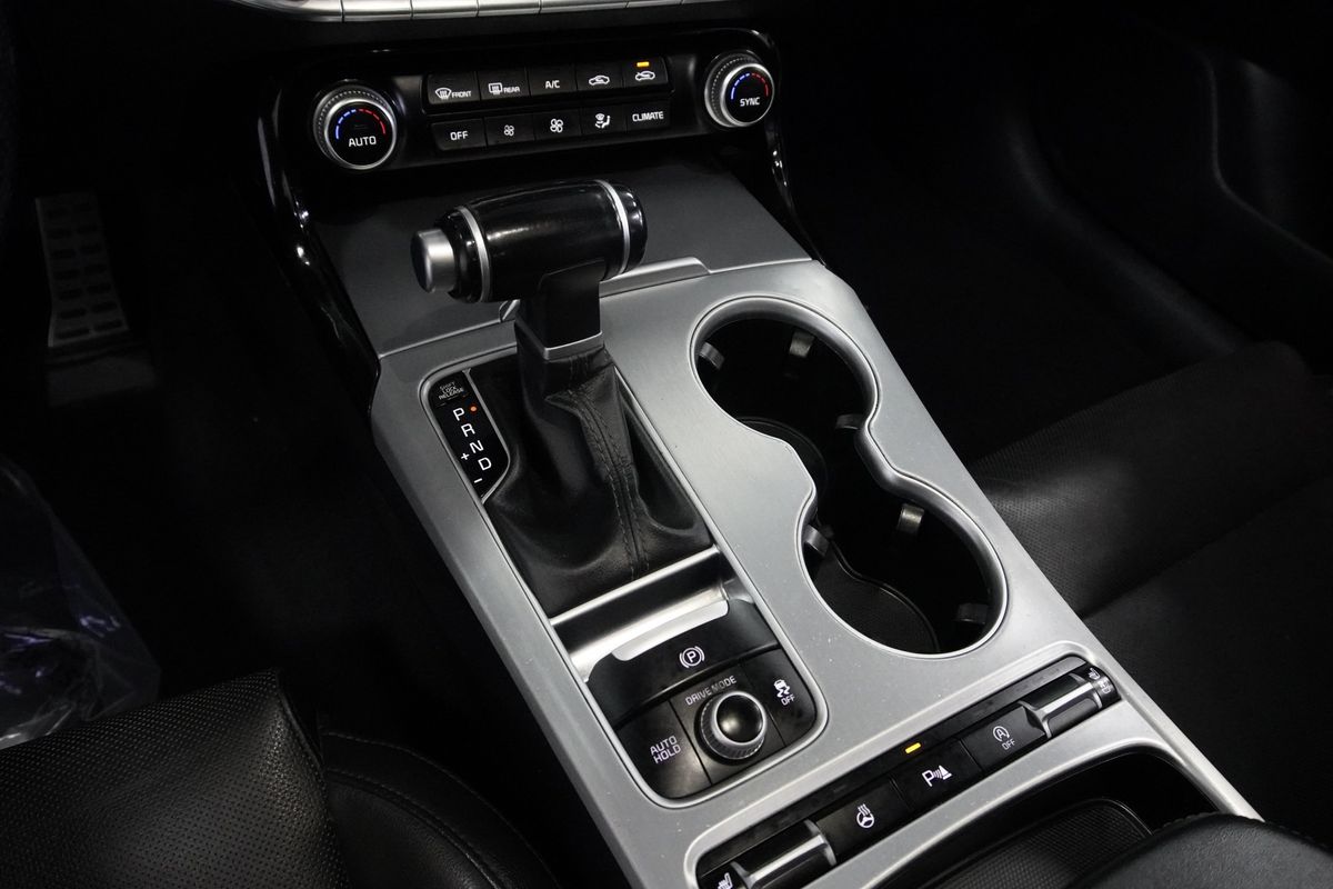 2019 Kia Stinger GT1