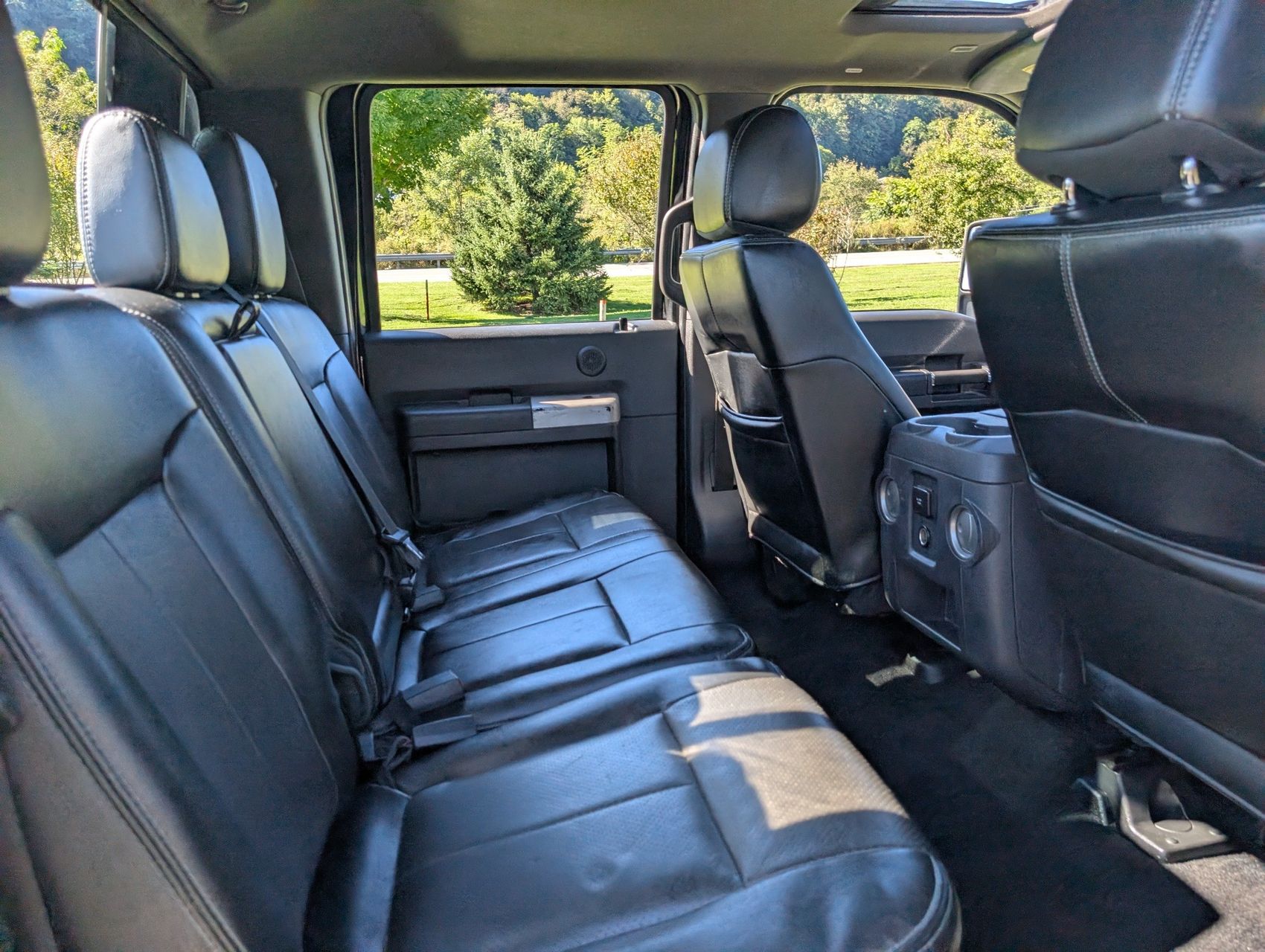 2015 Ford F-350 87