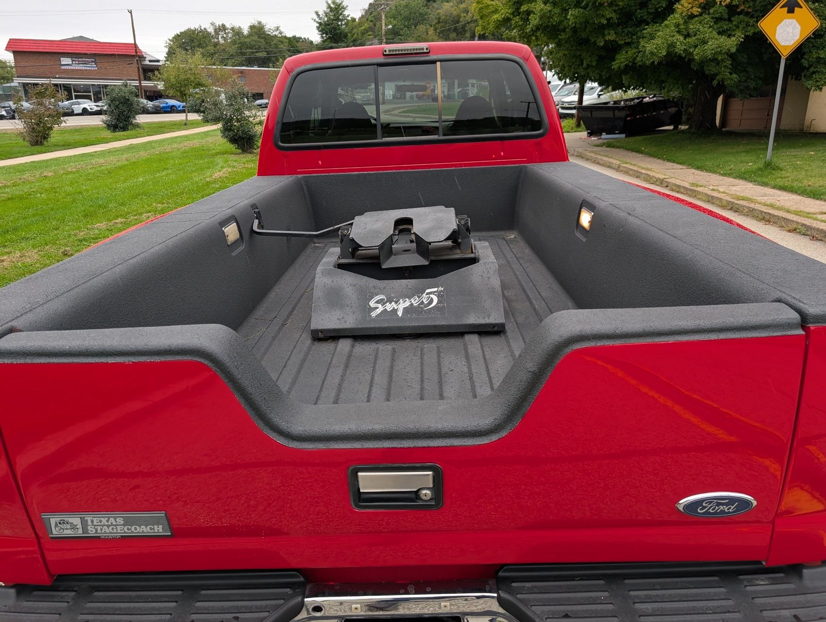 2001 Ford F-550 151
