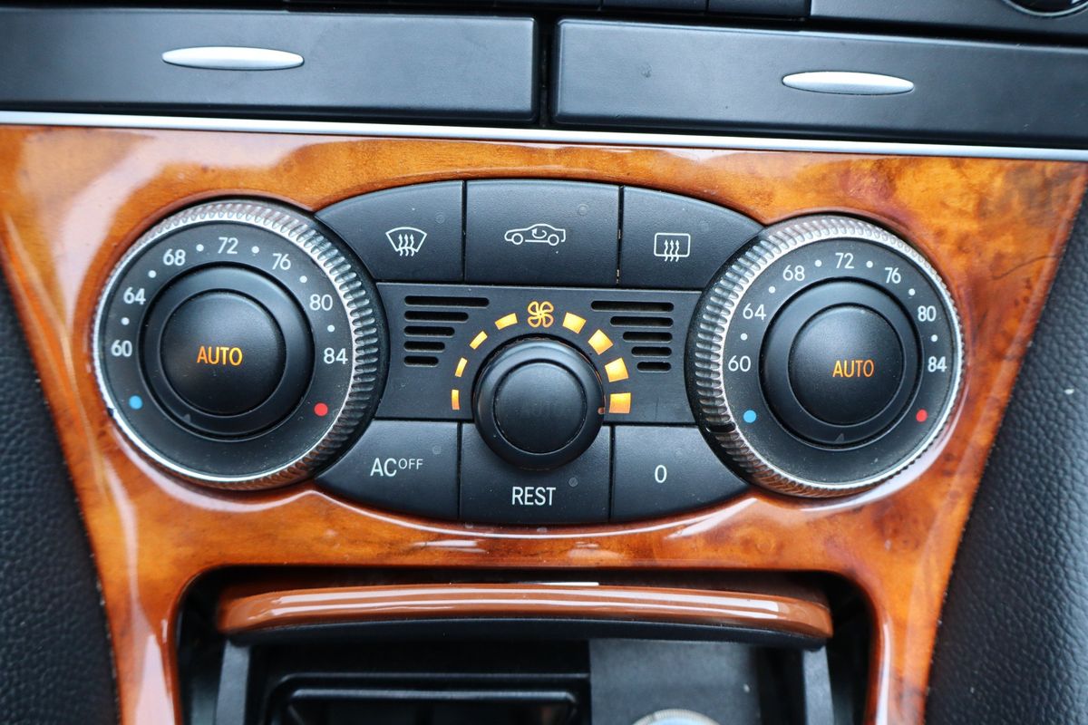 2005 Mercedes-Benz SL-Class SL 500