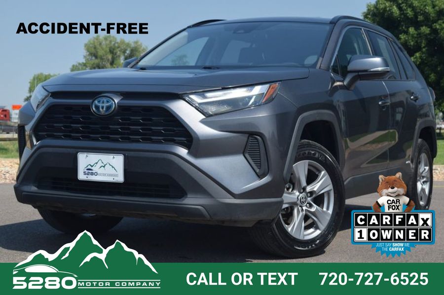 2022 Toyota RAV4 Hybrid XLE