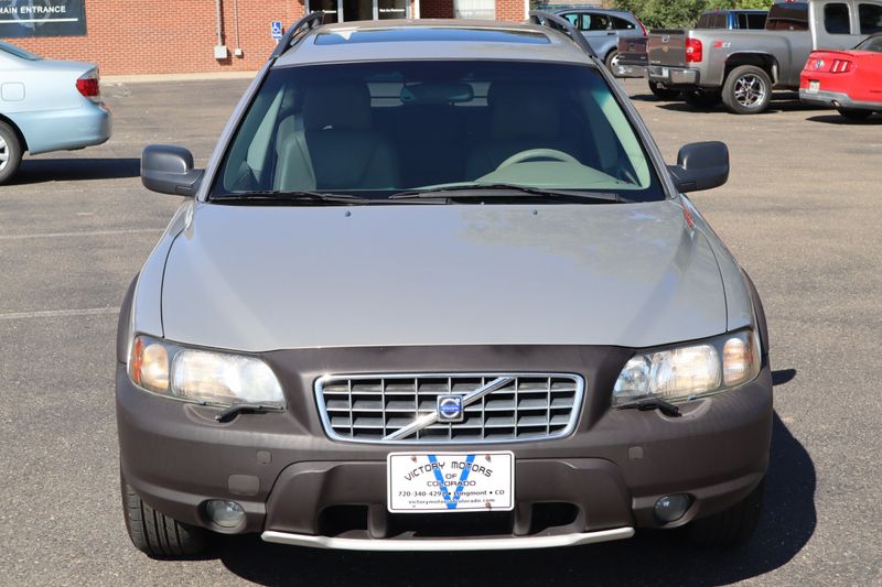 2001 Volvo V70 XC | Victory Motors of Colorado
