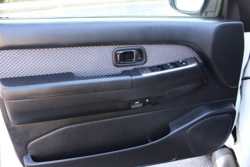 2004 Nissan Pathfinder LE Platinum | Victory Motors of Colorado