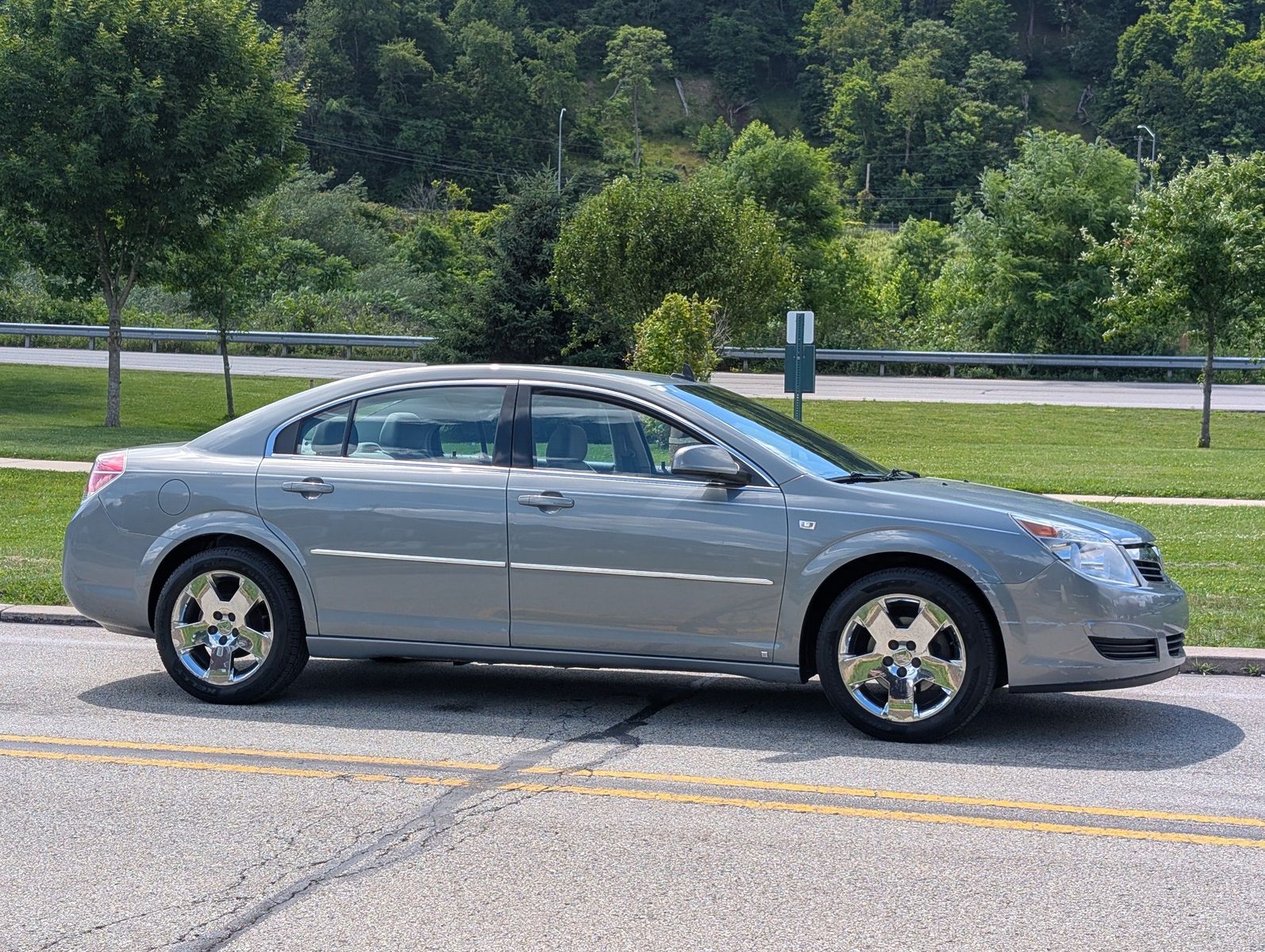 2009 Saturn Aura 4