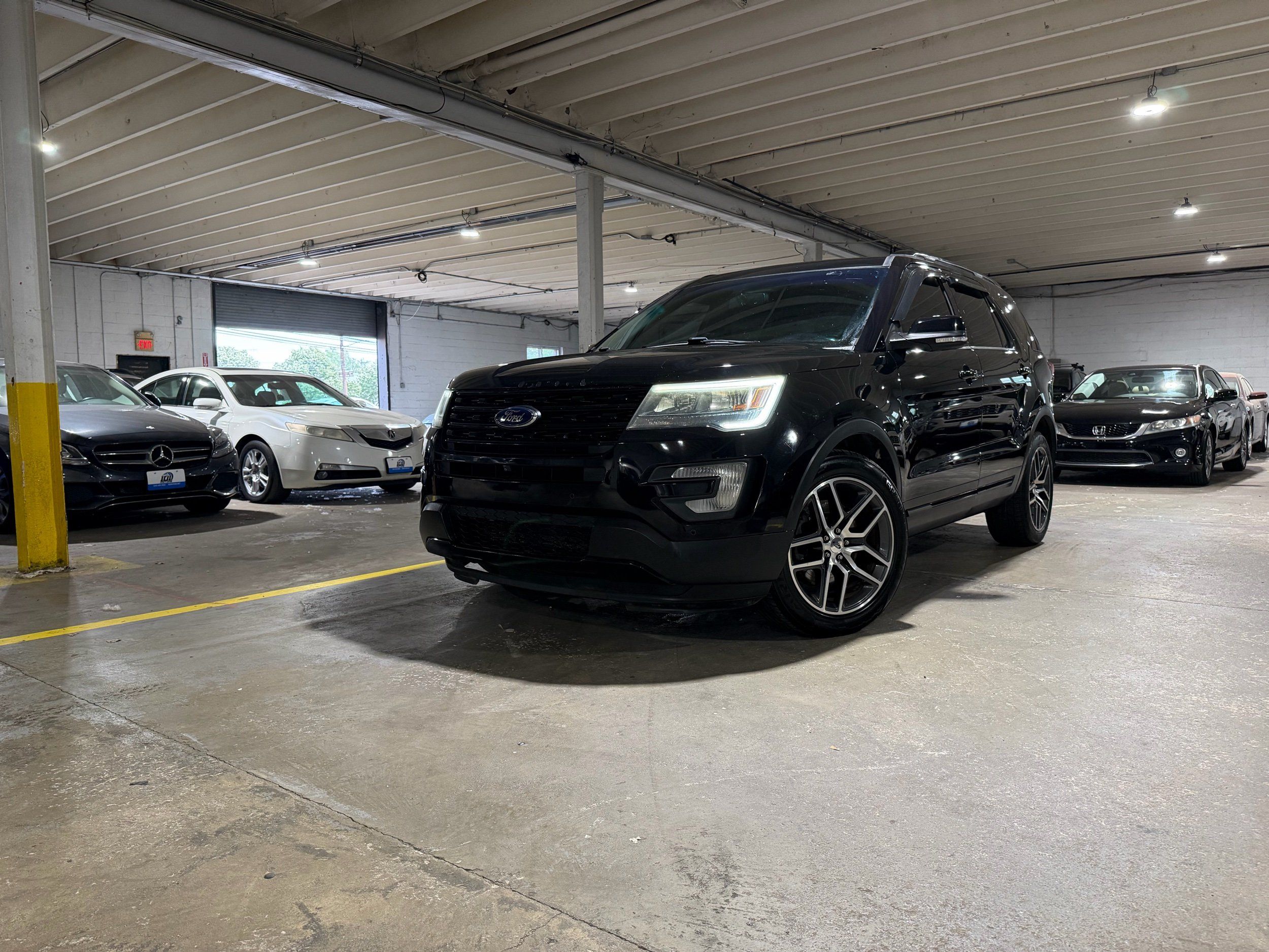2016 Ford Explorer Sport 4WD's photo