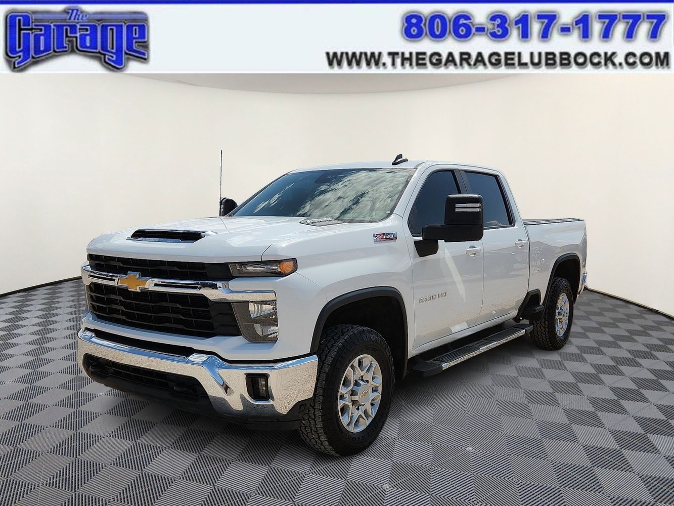 2024 Chevrolet Silverado HD LT 4WD Crew Cab Standard Box's photo