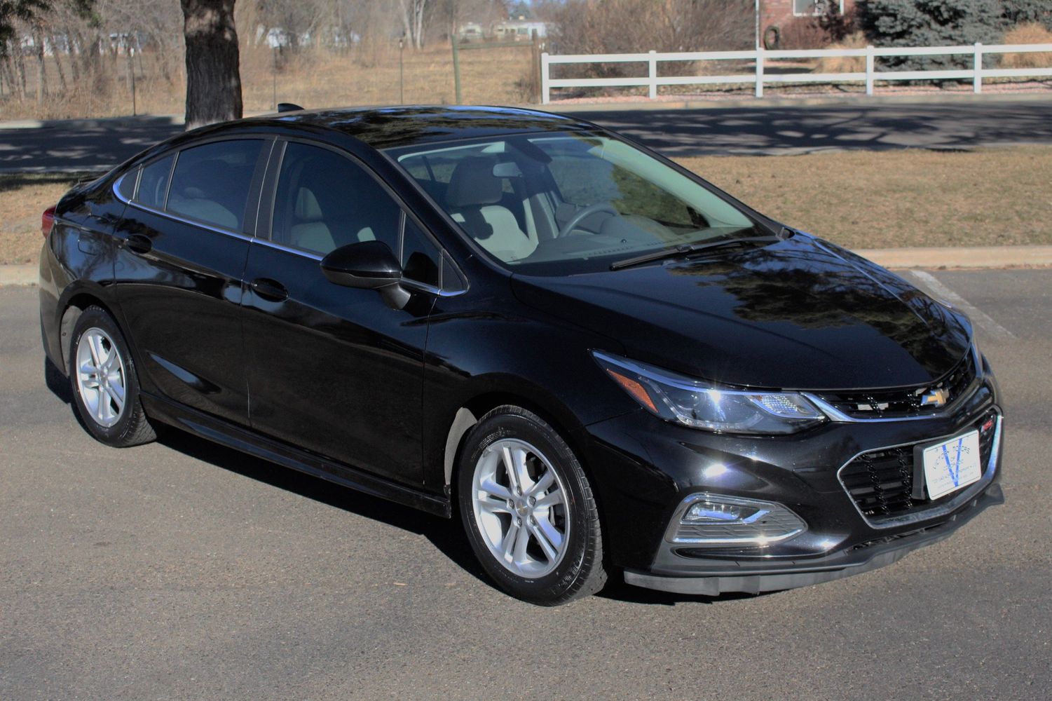 2017 Chevrolet Cruze LT Auto | Victory Motors of Colorado