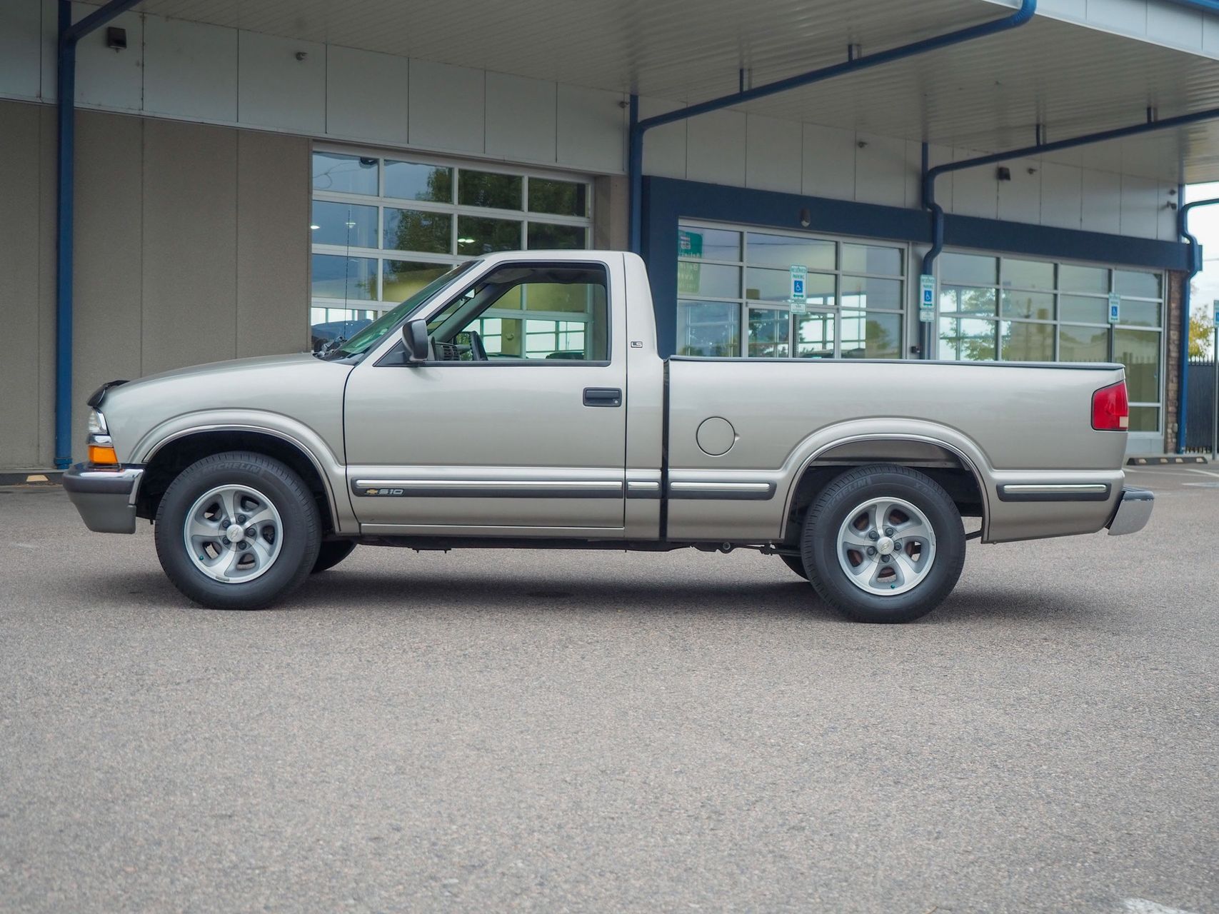 1999 Chevrolet S-10 18