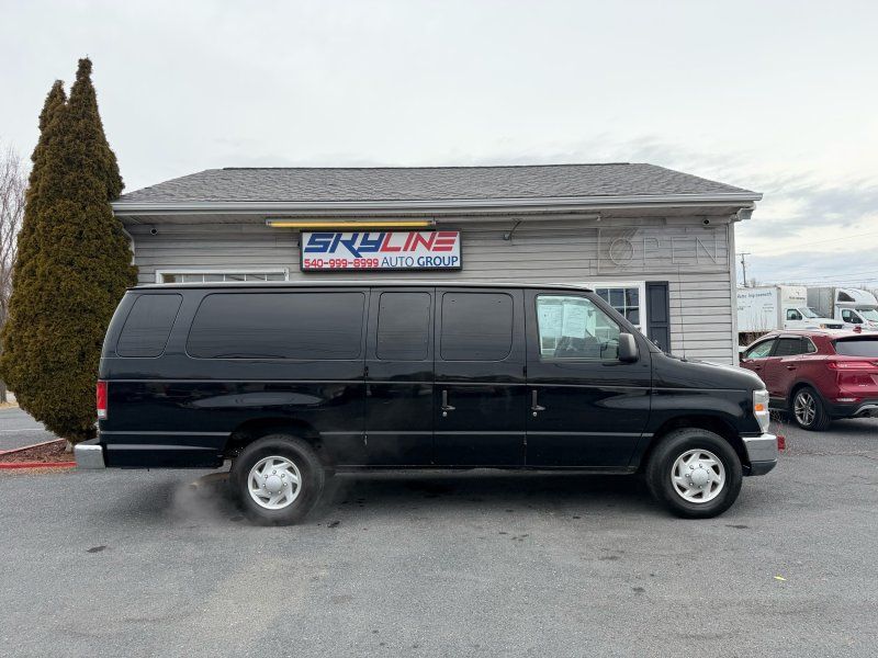 2014 Ford E-Series Econoline Wagon XLT