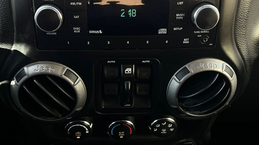 2017 Jeep Wrangler Unlimited Sport S - Photo 31