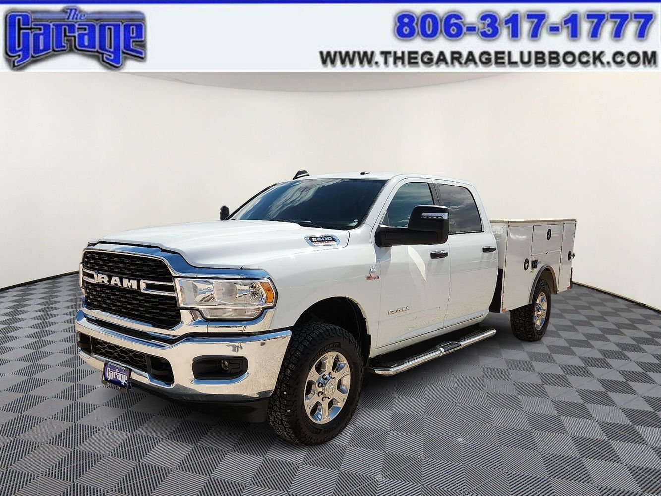 2024 RAM 3500 Big Horn 4X4 Crew Cab LWB's photo