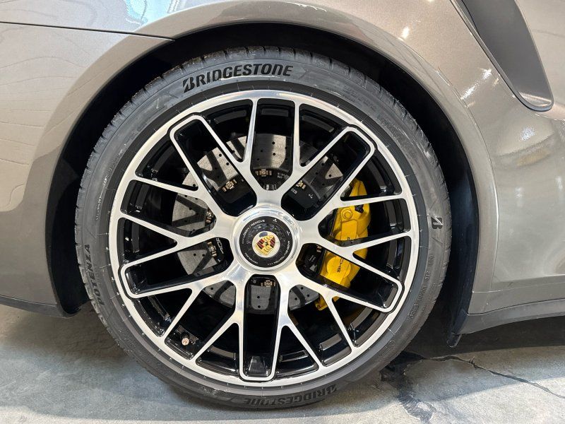 2015 Porsche 911 Turbo S, photo 34