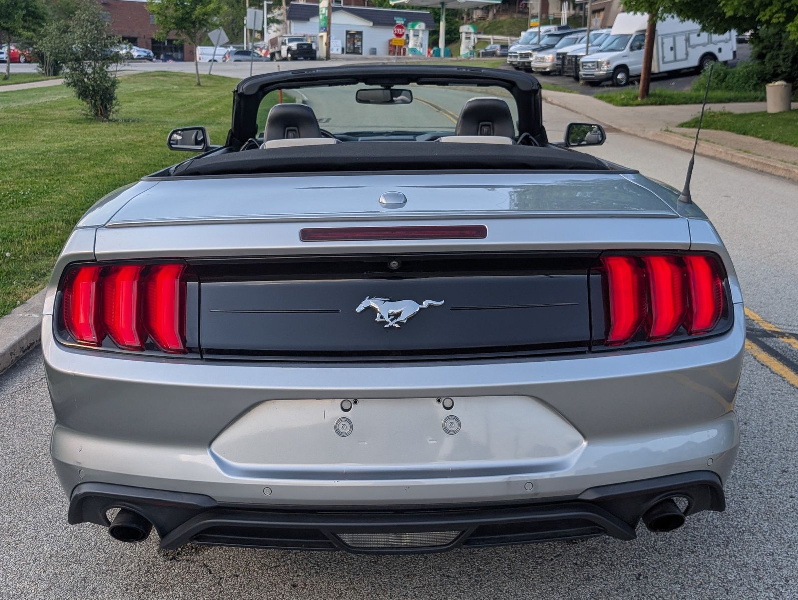 2020 Ford Mustang 15