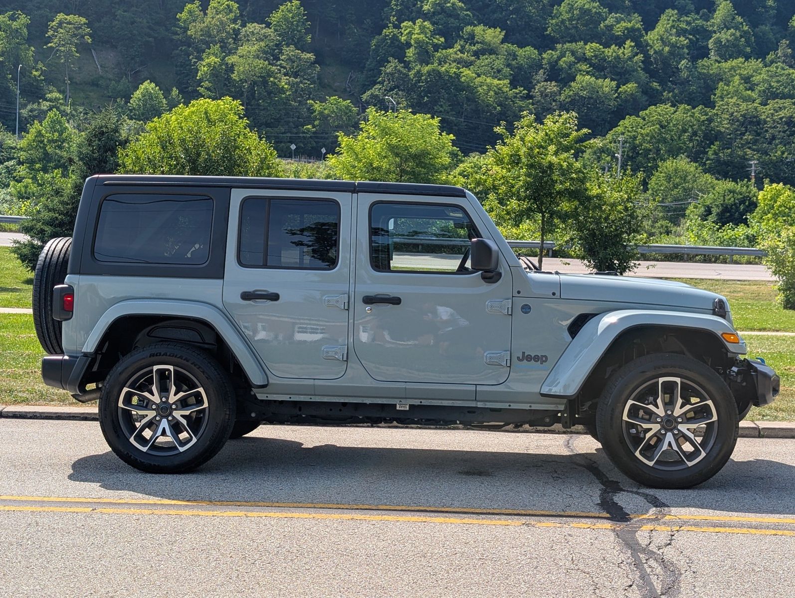 2024 Jeep Wrangler 4xe 5