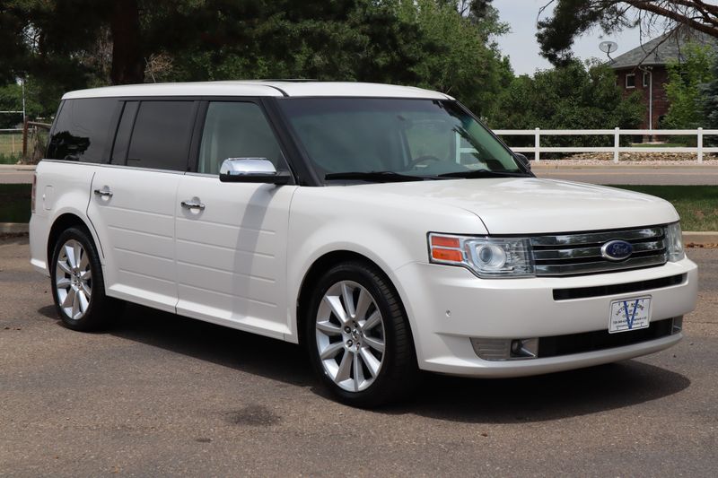 2011 Ford Flex Photos