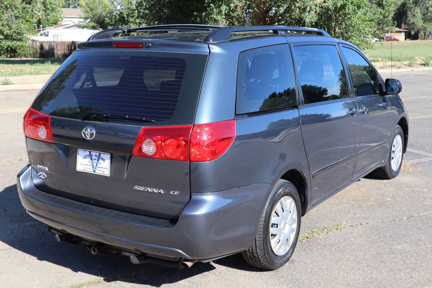 2009 Toyota Sienna CE 7-Passenger | Victory Motors of Colorado