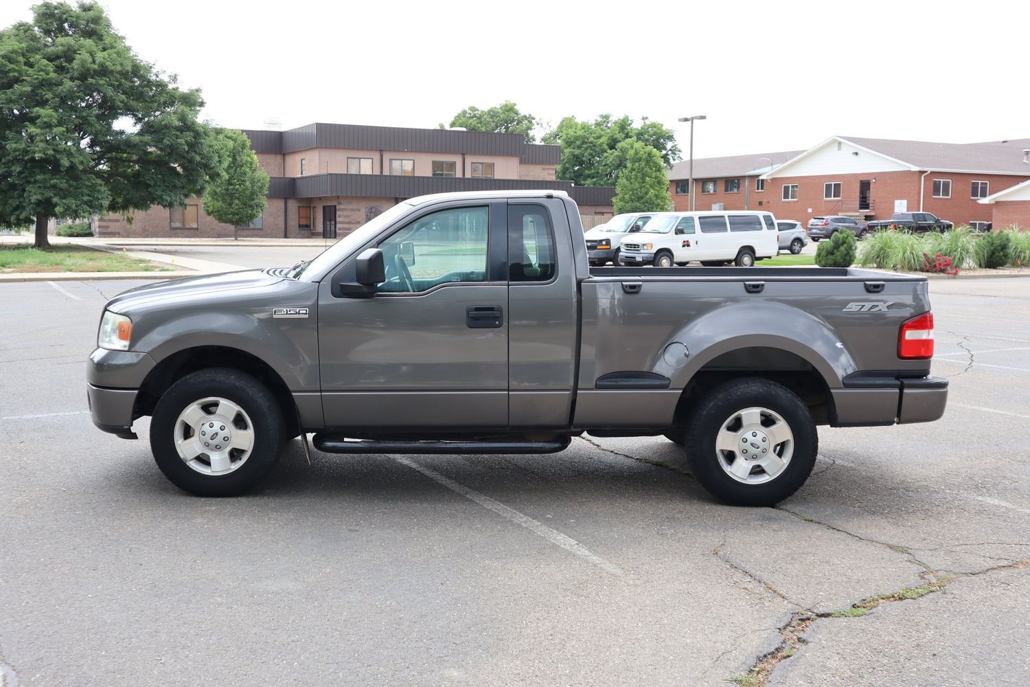 2006 Ford F-150 STX | Victory Motors of Colorado