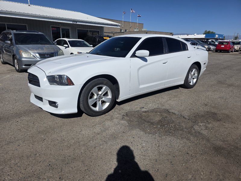 2014 Dodge Charger SE's photo