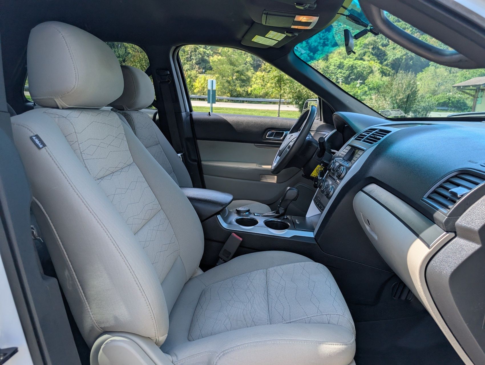 2014 Ford Explorer 54