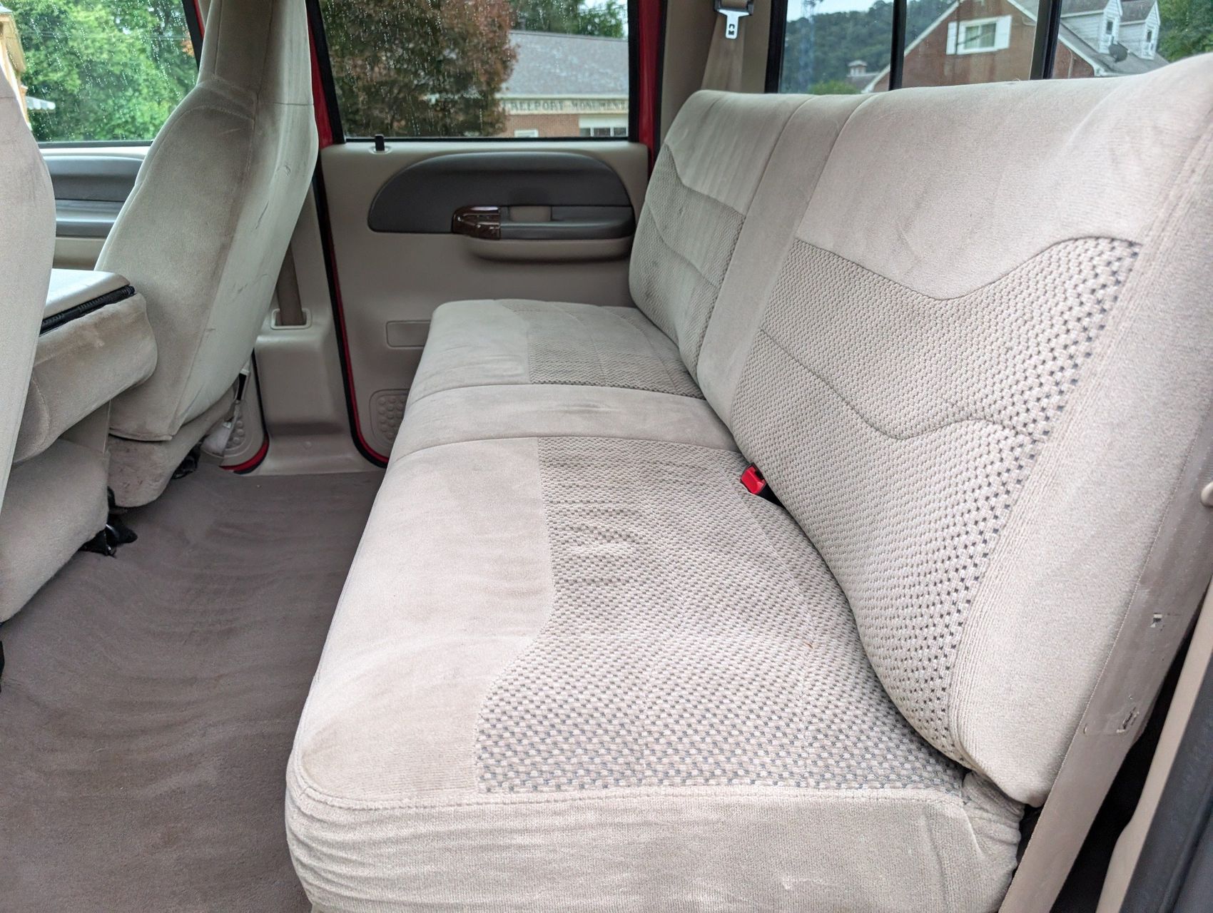 2001 Ford F-550 149