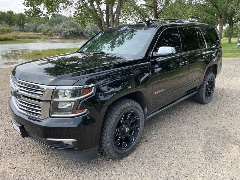 2019 Chevrolet Tahoe Premier's photo