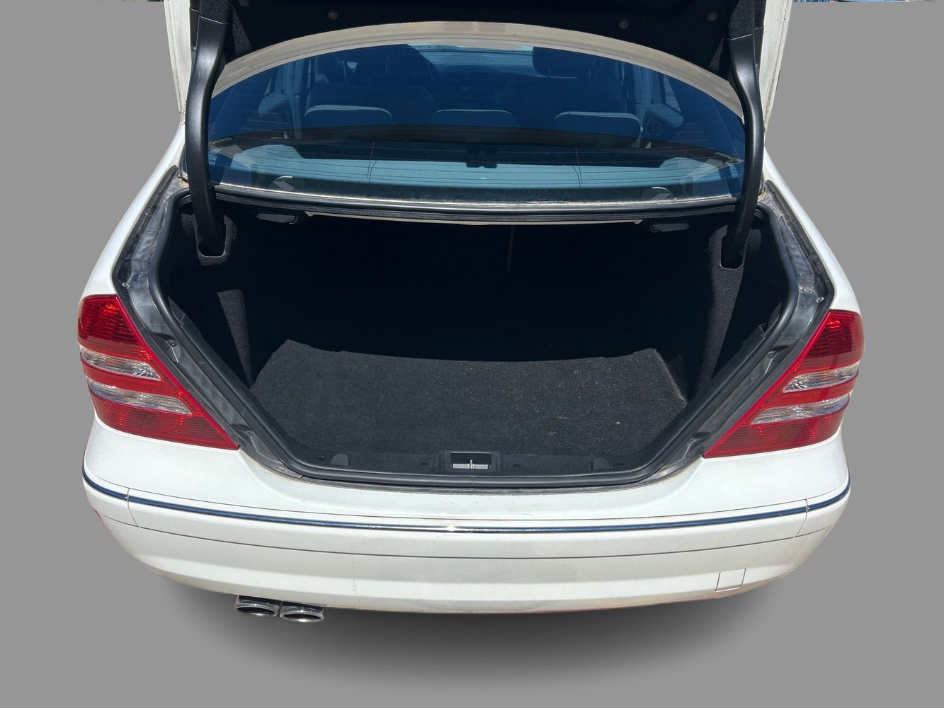 2007 Mercedes Benz C 230 Sport photo 12