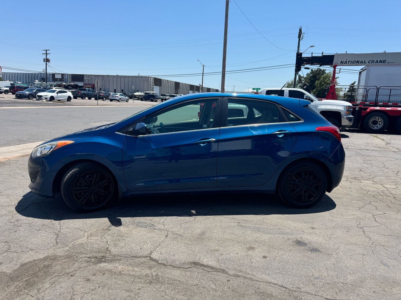 2016 Hyundai Elantra GT Base photo 2