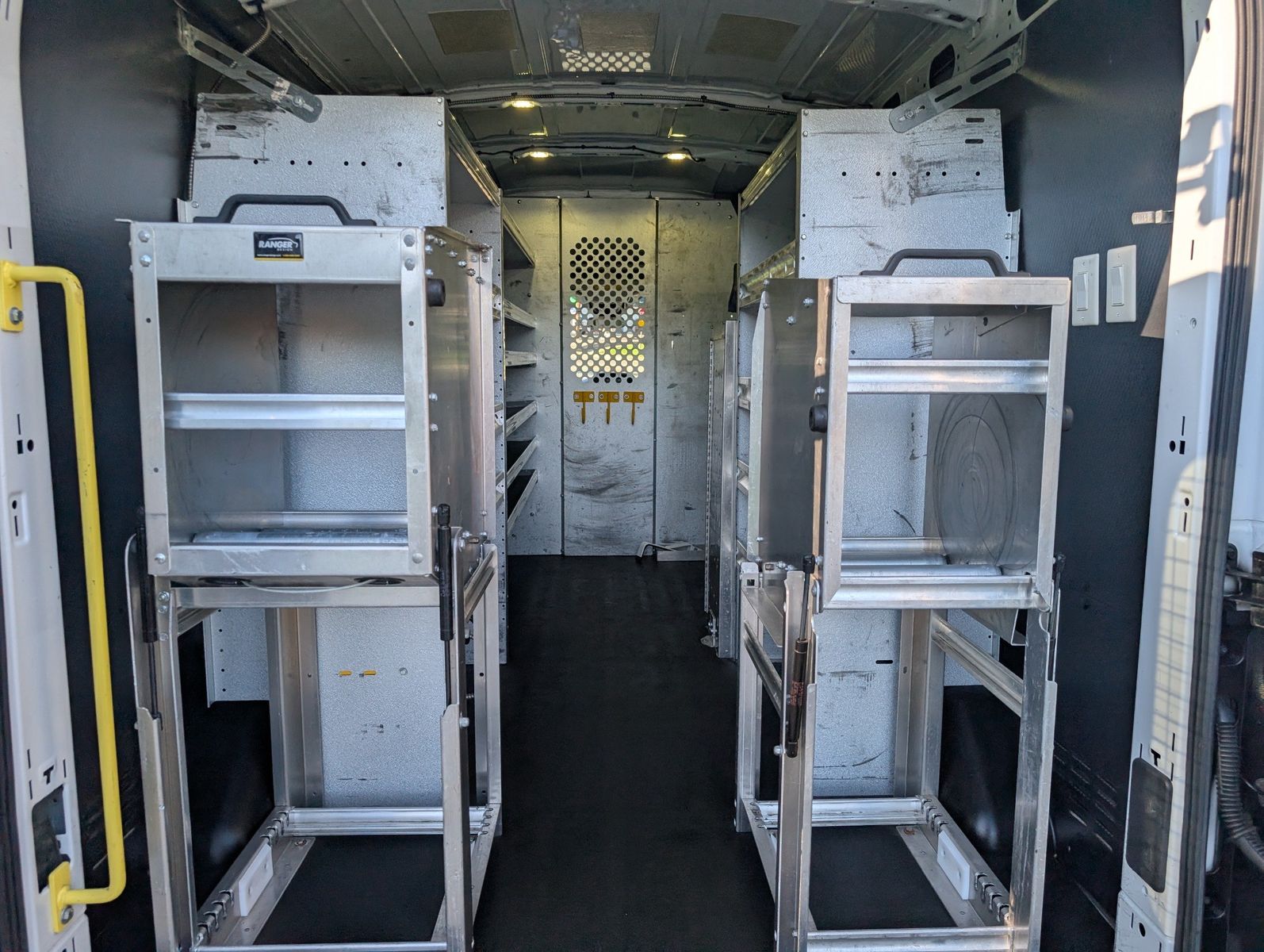 2017 Ford Transit-250 54