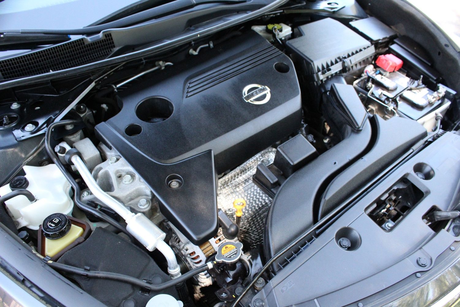 2015 Nissan Altima 2.5 Victory Motors of Colorado