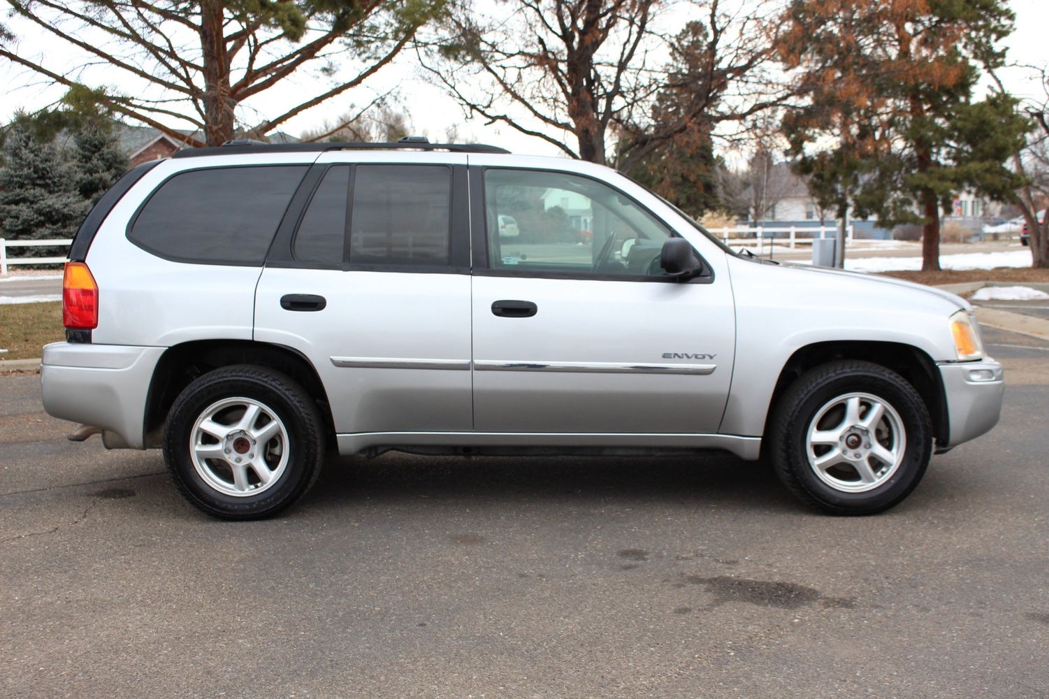 2006 GMC Envoy SLT Victory Motors of Colorado