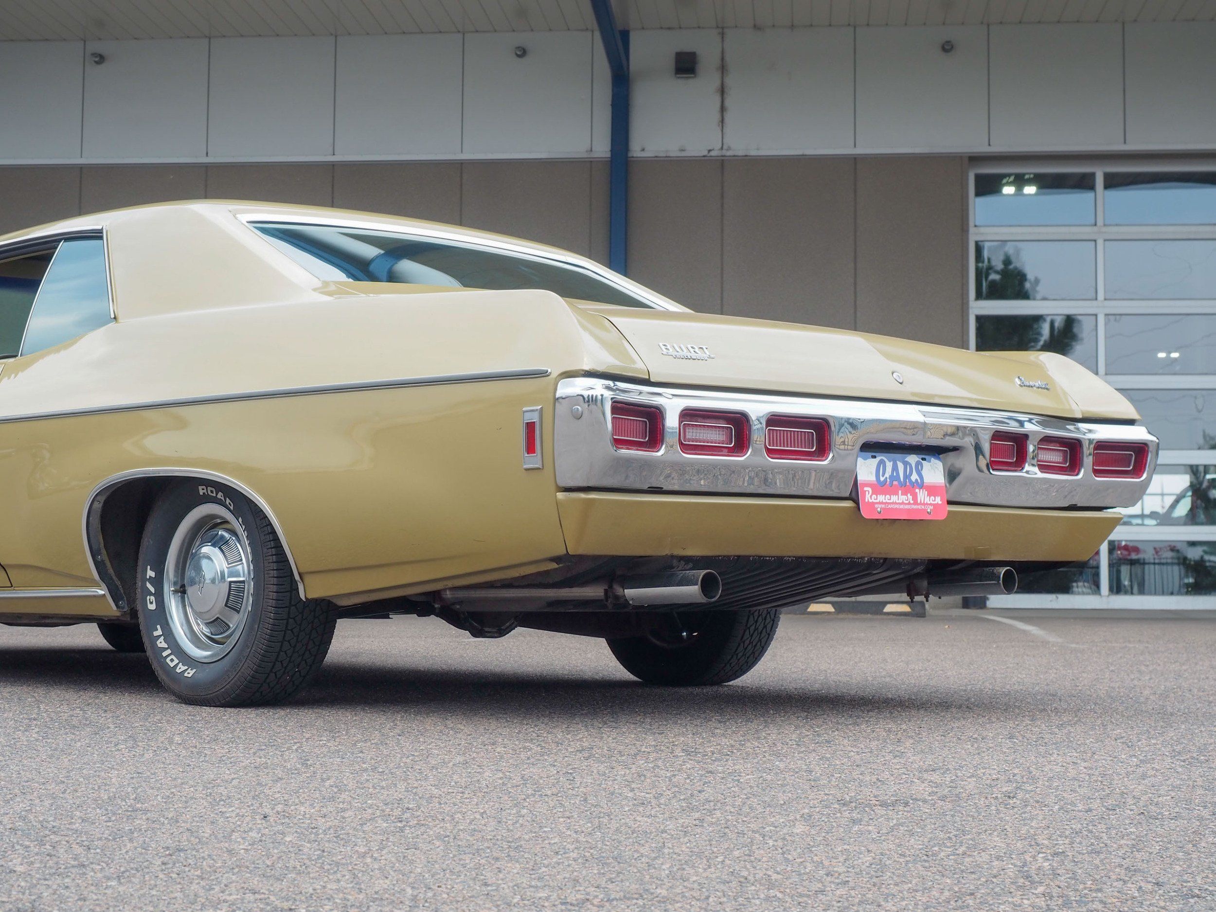 1969 Chevrolet Impala Gold 350