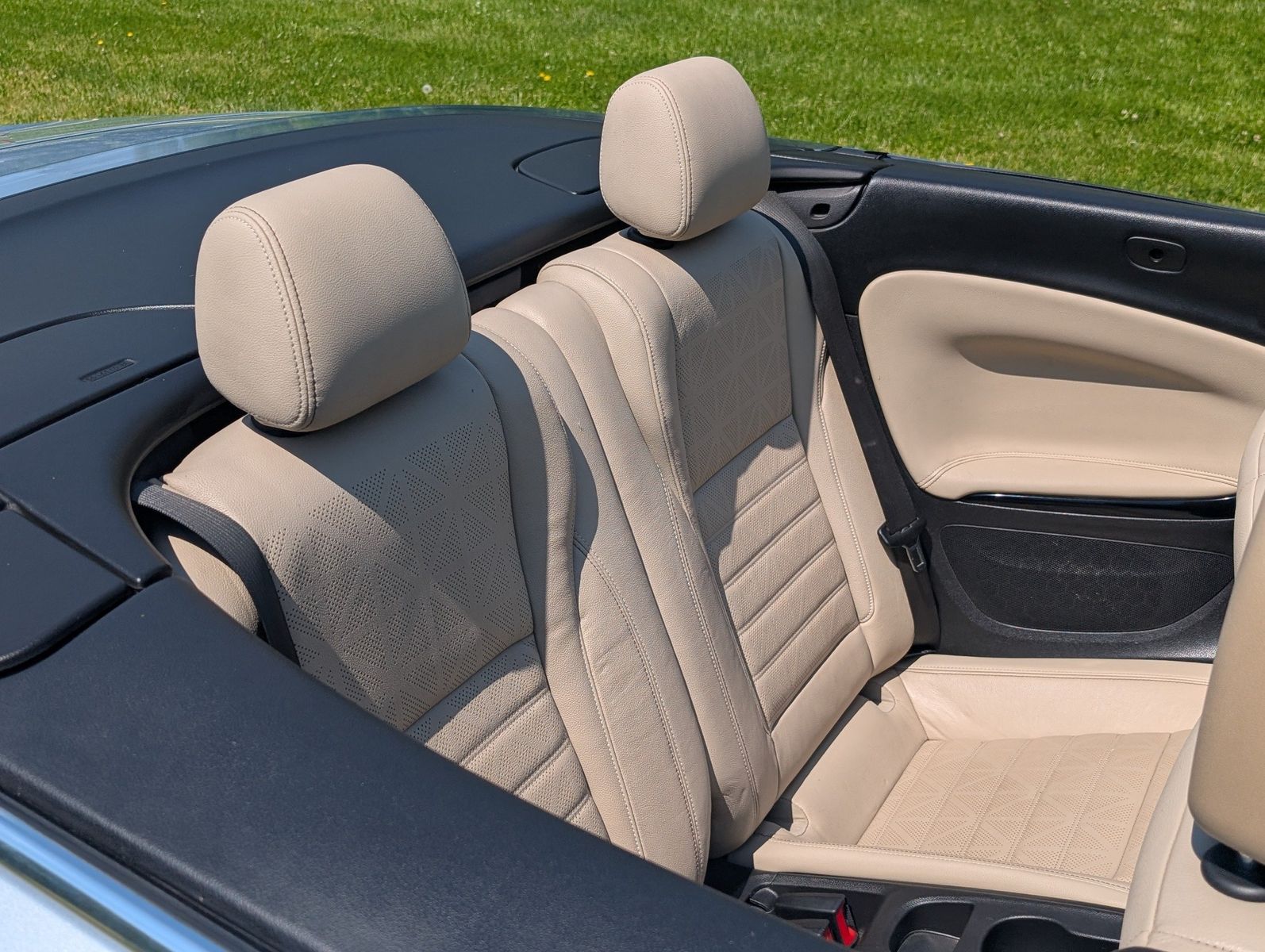 2016 Buick Cascada 27