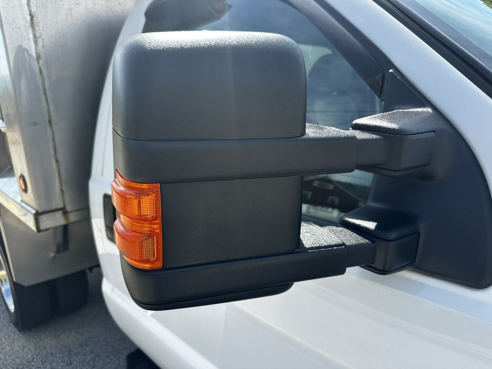 2014 Ford F-550 Chassis 66