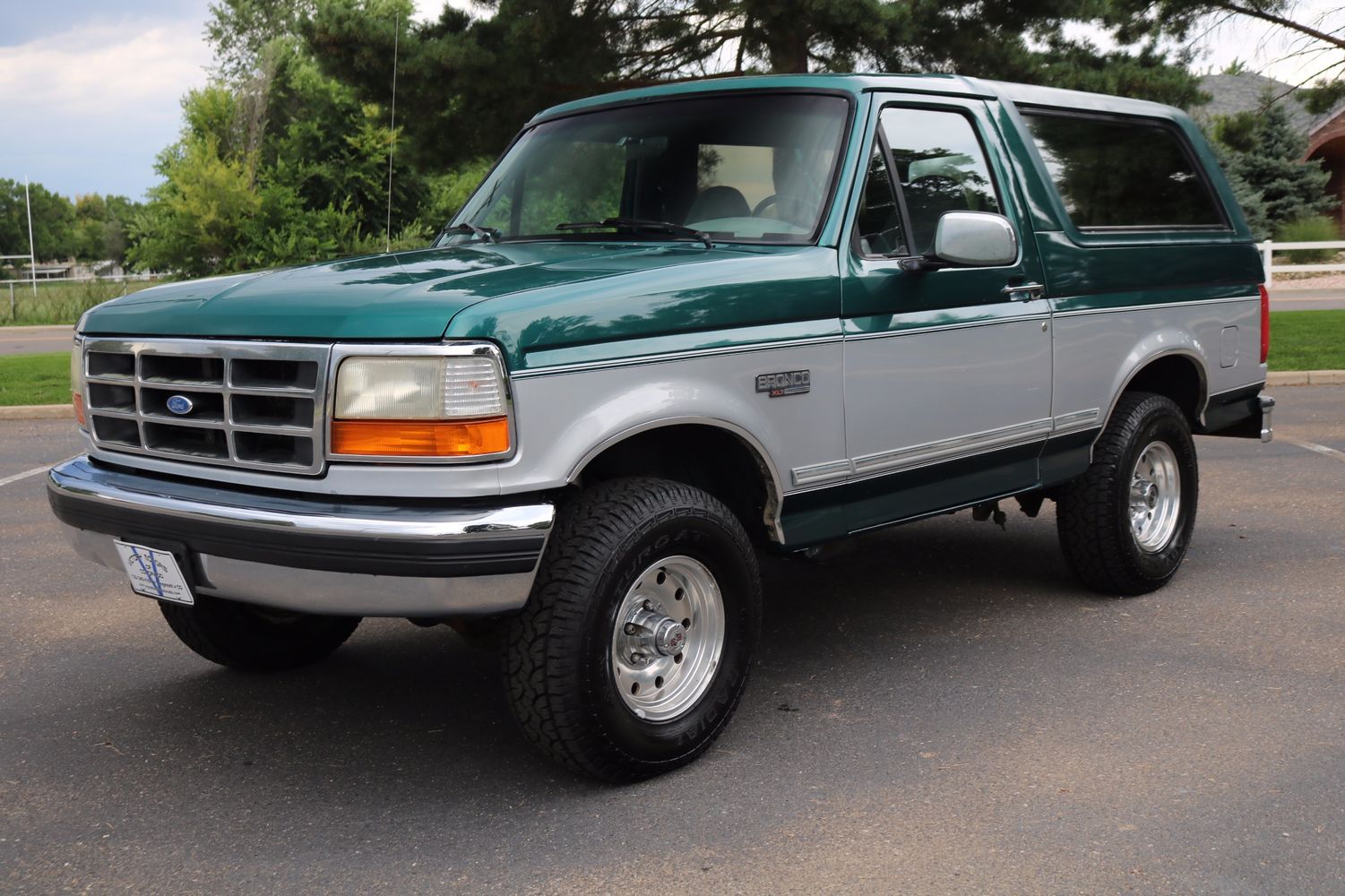 1996 Ford Bronco XLT | Victory Motors of Colorado