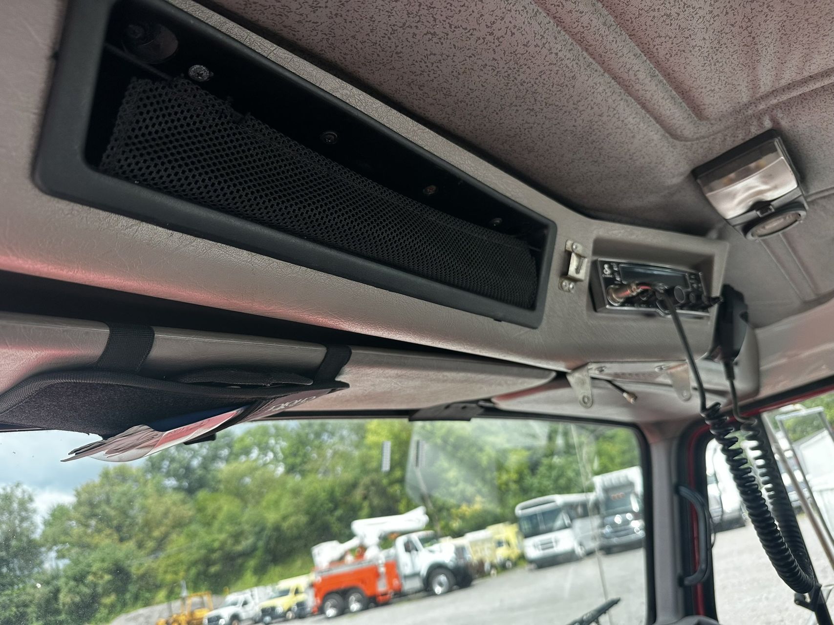 2000 International 4700 36