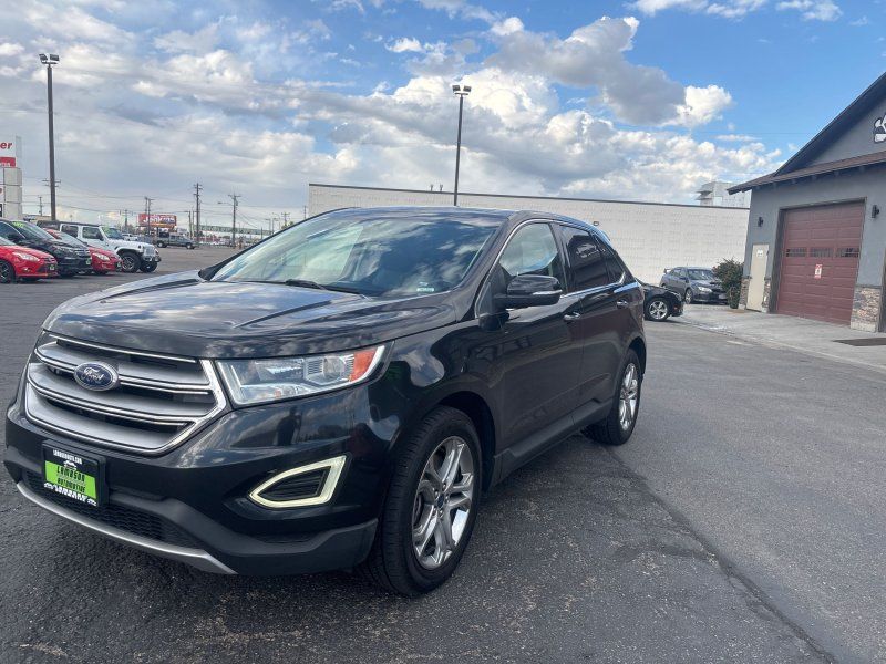 2015 Ford Edge Titanium photo 3