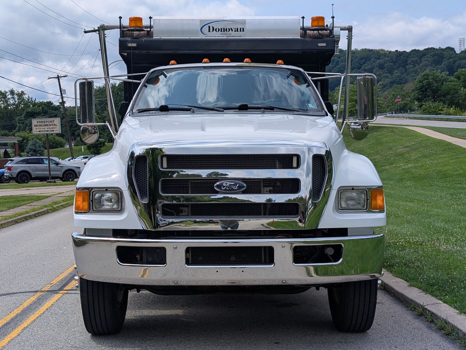 2015 Ford F-750 90