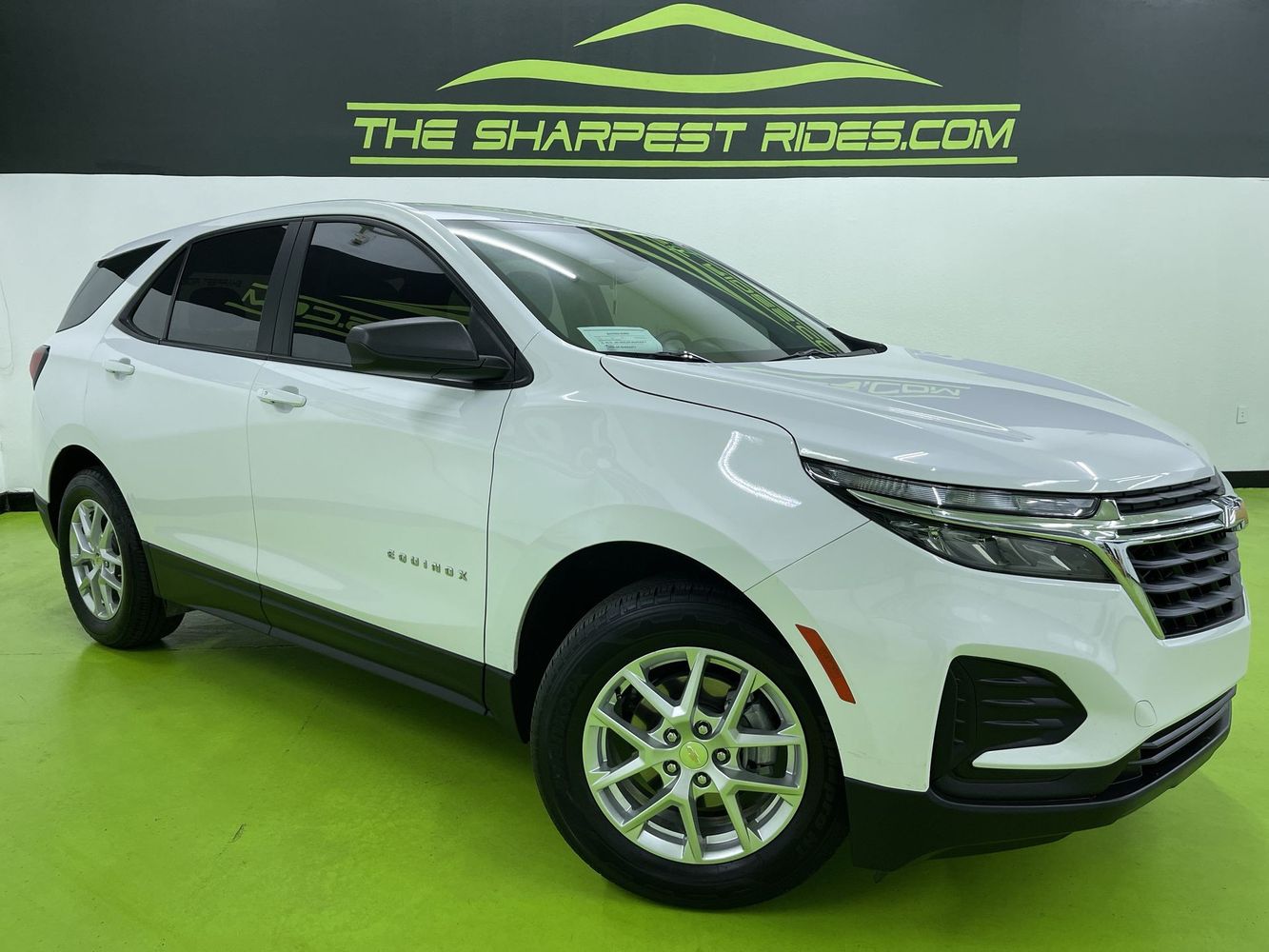 2024 Chevrolet Equinox LS's photo