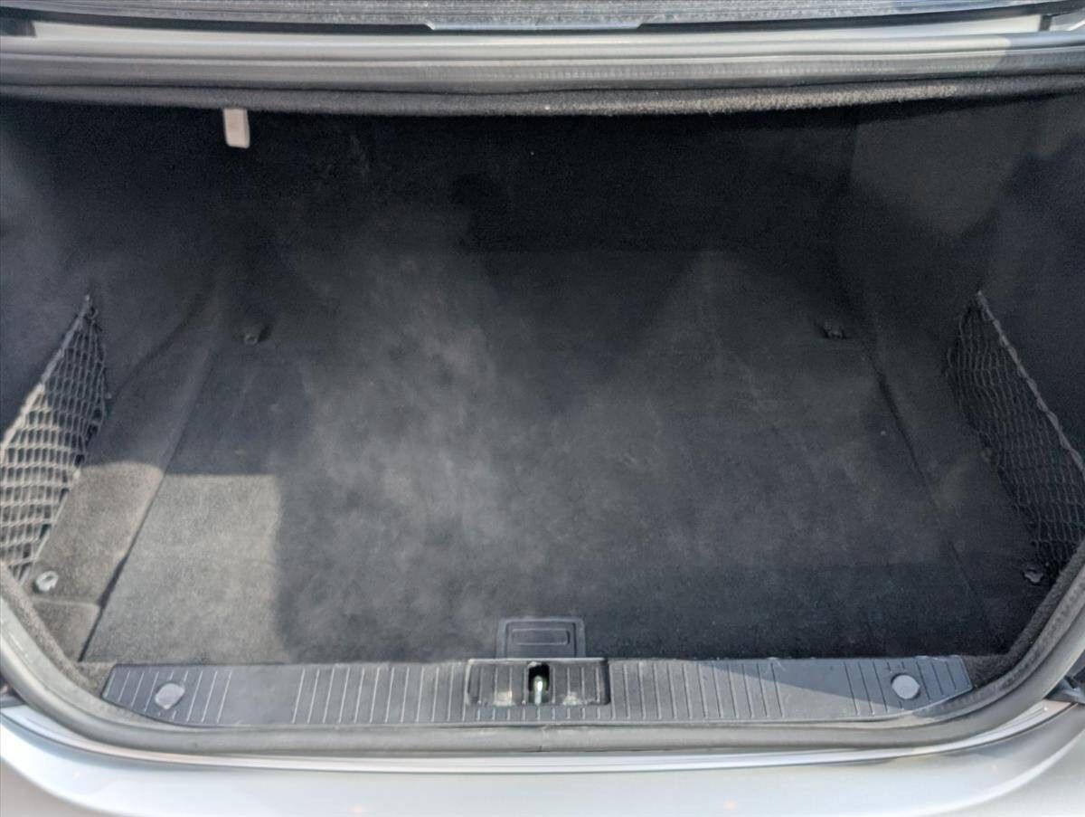 2009 Mercedes-Benz S-Class 61