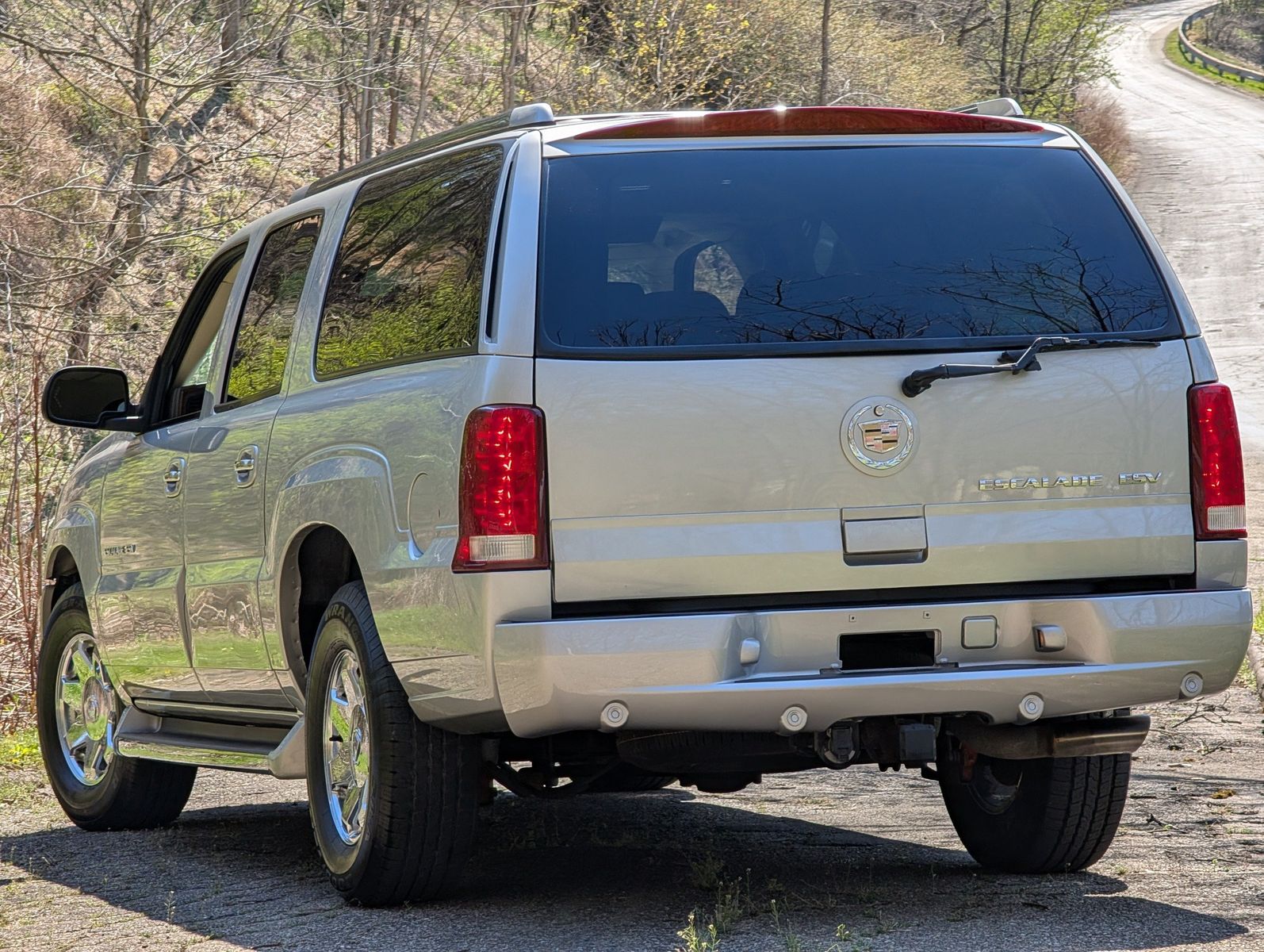 2004 Cadillac Escalade ESV 239