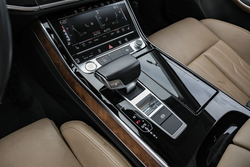 2019 Audi A8 L 55 photo 24