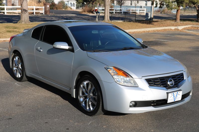 2009 Nissan Altima Photos