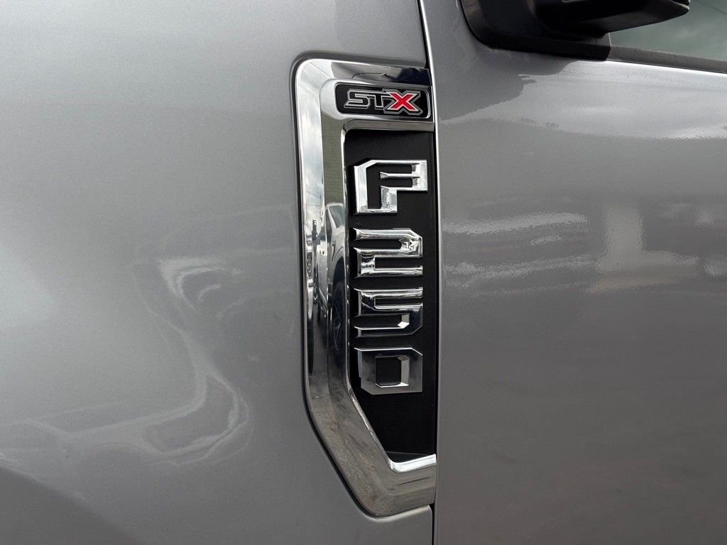 2021 Ford F-250 XL photo 9