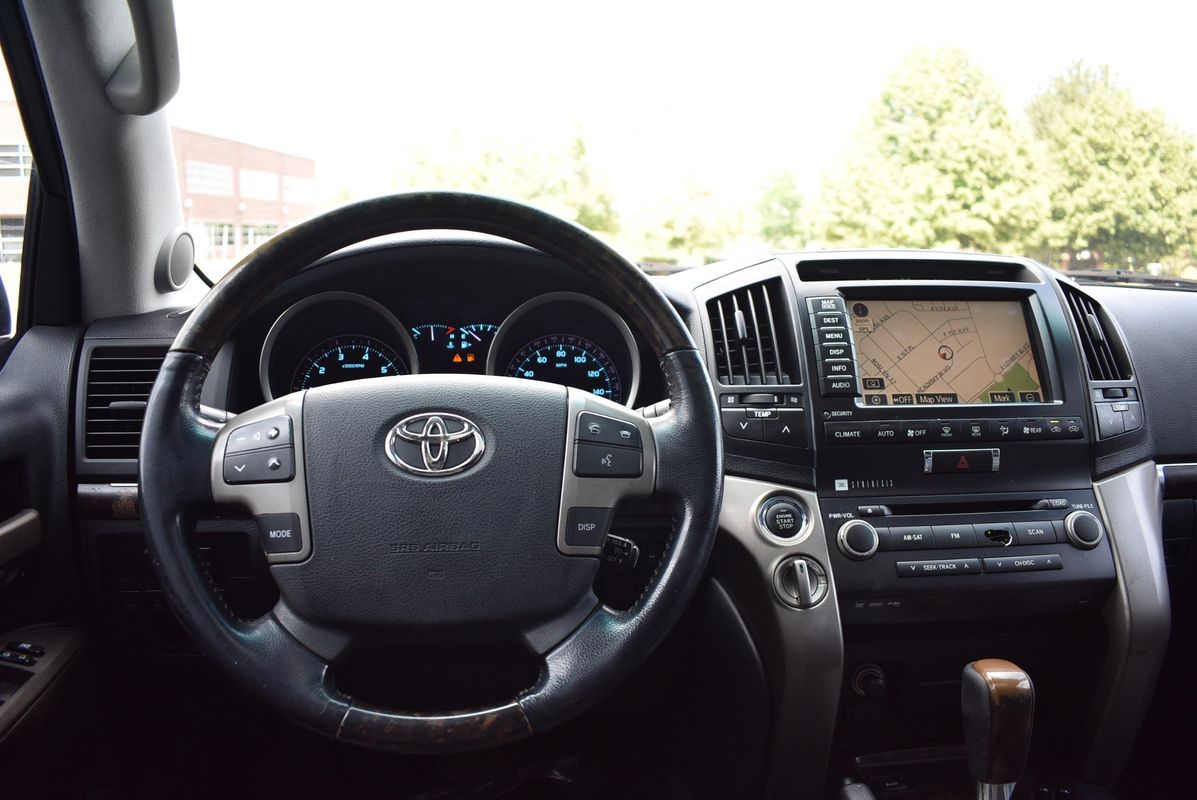 2009 Toyota Land Cruiser Base