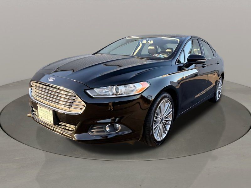 2016 Ford Fusion SE's photo